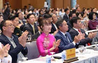 Đại diện các doanh nghiệp tham dự buổi gặp mặt của Thường trực Chính phủ với doanh nhân nhân ngày Doanh nhân Việt Nam vào chiều 11-10. Ảnh: VGP
