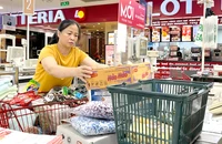 Sự tăng trưởng của các công ty mì ăn liền nhờ một phần vào giá lương thực ở nhiều nước tăng vọt do lạm phát. Ảnh: TÚ UYÊN 