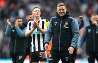 HLV Eddie Howe vừa chuyển quả bóng khó khiến ban tổ chức Ngoại hạng Anh bối rối. Ảnh: GETTY IMAGES 