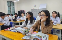 Học sinh lớp 11 Trường THPT Lê Quý Đôn, TP.HCM trong một giờ học tiếng Anh. Ảnh: NQ