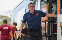 HLV Troussier giàu kinh nghiệm ở sân chơi Asian Cup nhưng lần này với đội tuyển Việt Nam sẽ là giải đấu nhiều thách thức. Ảnh: ANH PHƯƠNG 