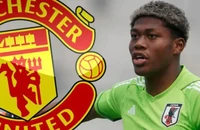 Zion Suzuki bị ví là “Ona” Suzuki từ cái tên thủ môn Onana của MU. Ảnh: GETTY IMAGES 