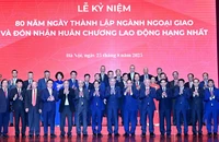 Tổng Bí thư Tô Lâm và các đồng chí lãnh đạo, nguyên lãnh đạo Đảng, Nhà nước và các đại biểu dự lễ kỷ niệm 80 năm ngành ngoại giao Việt Nam (28-8-1945 – 28-8-2025). Ảnh: Báo NHÂN DÂN