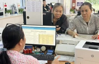 Giải quyết thủ tục hành chính ở cơ sở: Từ 'thu giấy tờ' sang khai thác dữ liệu