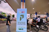Xăng E10 bắt đầu bán đại trà, xăng A95 sắp biến mất
