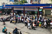 Cử tri kiến nghị xử lý cơ sở kinh doanh xăng dầu nếu ngưng bán không lý do