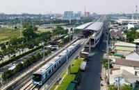 Xây dựng cầu bộ hành, bãi giữ xe kết nối tuyến metro số 1