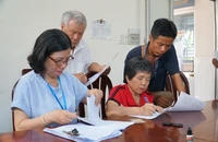 Tân Bình chi trả tiền hỗ trợ cho các hộ dân bị ảnh hưởng bởi dự án xây dựng cụm trường học