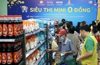 TP.HCM: Hơn 15.000 người dân vui Tết nhờ 'Siêu thị mini 0 đồng'