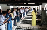 Đoàn công tác Tây Nam thăm quân và dân huyện Côn Đảo