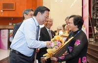 Chủ tịch Phan Văn Mãi đặt hàng MTTQ Việt Nam TP.HCM nhiều vấn đề quan trọng