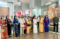 Kiều bào hội ngộ tại Bảo tàng TP.HCM, cùng ôn lại 80 năm lịch sử hào hùng