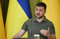 Ông Zelensky sa thải loạt quan chức tuyển quân vì tham nhũng
