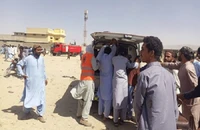 Đánh bom liều chết ở Pakistan, hơn 100 người thương vong