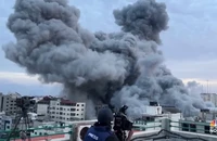 VIDEO: Israel trả đũa, không kích các mục tiêu ở Gaza