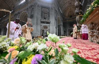 Chùm ảnh đón Lễ Phục sinh ở Vatican, Nga, Ukraine,…