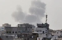 Israel không kích cảng Yemen, cảnh báo có thể nhắm vào lãnh đạo Houthis