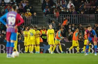 Barca rối loạn, Bayern ra giá cho Lewandowski 