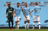Sao Man City bị nhiều ông lớn chiêu dụ