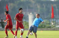 Thầy Hàn từng dự World Cup đối đầu gây sốt ở SEA Games 31