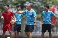 Cựu tuyển thủ Tuấn Phong: 'U-23 Myanmar khó cầm cự thầy trò ông Park'