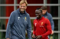Bán chân sút Mane, Liverpool tân trang lại đội hình
