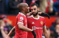Martial và Bruno thỏa thuận ghi bàn thay Ronaldo