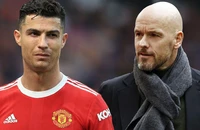 Ten Hag không nói chuyện với Ronaldo