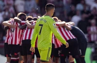 Ông chủ muốn giữ Ronaldo, nhiều cầu thủ Man United tức giận