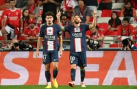 Messi lại lập kỷ lục, qua mặt Ronaldo