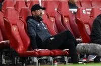 HLV Klopp suy sụp thú nhận Liverpool bít cửa tranh vô địch