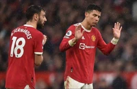 Cựu tuyển thủ Anh xát thêm muối vào nỗi đau của Ronaldo