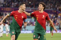 Không quan tâm Ronaldo ngồi dự bị, Morocco đòi gây sốc