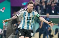 Messi là lợi thế đặc biệt trên sân