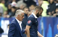 Benzema gây rối tuyển Pháp, Deschamps nổi giận