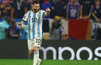 Vì sao Messi không khoác áo tuyển Tây Ban Nha?