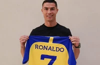 Ronaldo nói gì khi ký hợp đồng ‘khủng’ với Al Nassr?