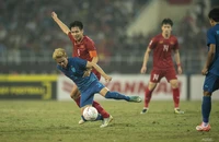 Thái Lan không cầu hòa, ông Park có tuyệt chiêu khóa Theerathon