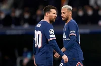 Messi sẽ rời khỏi PSG nếu bán Neymar