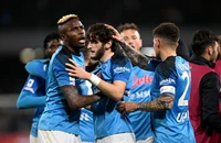 Man United phải mua gấp tiền đạo này