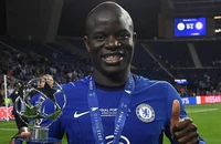 Juventus lôi kéo Kante thay thế Pogba