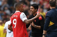 Jesus: 'Man City không thể bắt kịp Arsenal' 