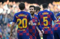 Cầu thủ Barca chào đón Messi trở lại xứ Catalan