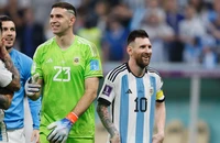 Chủ tịch UEFA nhắn nhủ Messi dạy dỗ đồng đội
