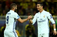 Benzema bắt kịp kỷ lục của Ronaldo