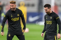 Messi rời PSG, Mbappe yêu cầu giữ lại Ramos