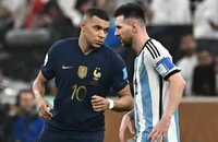 Mbappe gây sốc khi chỉ trích PSG, tầm thường hóa Messi, Ronaldo