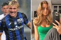 Bị đau lưng, tân binh 72 triệu bảng của Man United đi chơi đêm với bạn gái