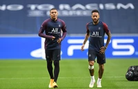 Nóng: Mbappe trở lại đội hình PSG, không bị bán trong mùa hè