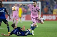 ‘Messi là một pháp sư’